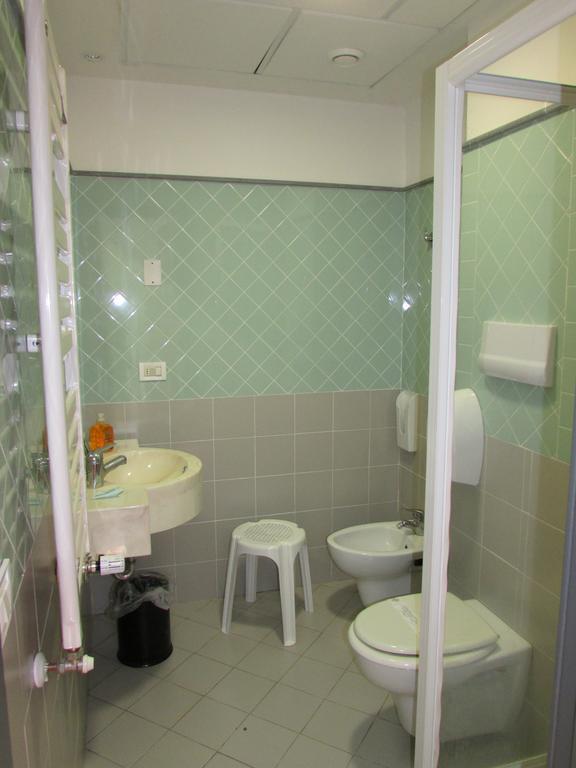 Emmaus Hotel Zafferana Etnea Pokoj fotografie