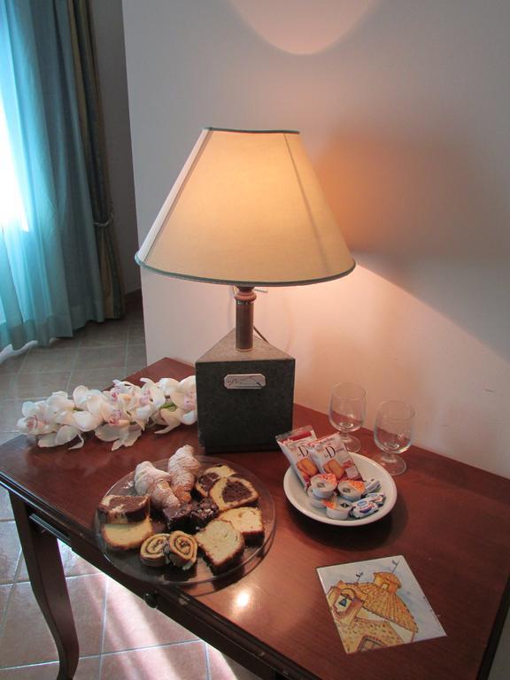 Emmaus Hotel Zafferana Etnea Pokoj fotografie