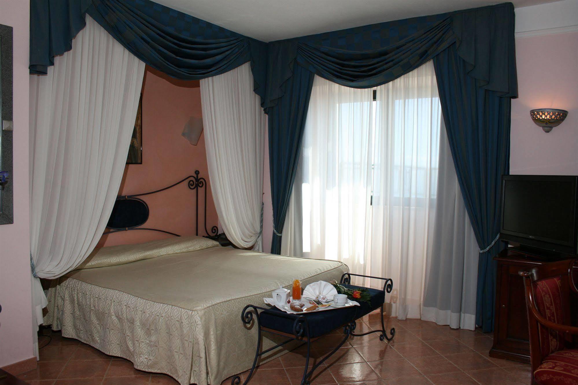 Emmaus Hotel Zafferana Etnea Exteriér fotografie